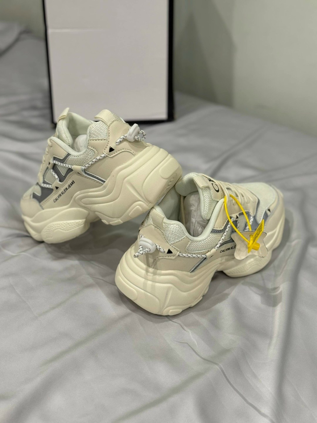 кроссовки женскиe,calvin klein кроссовки женские,,кроссовки модные, кроссовки