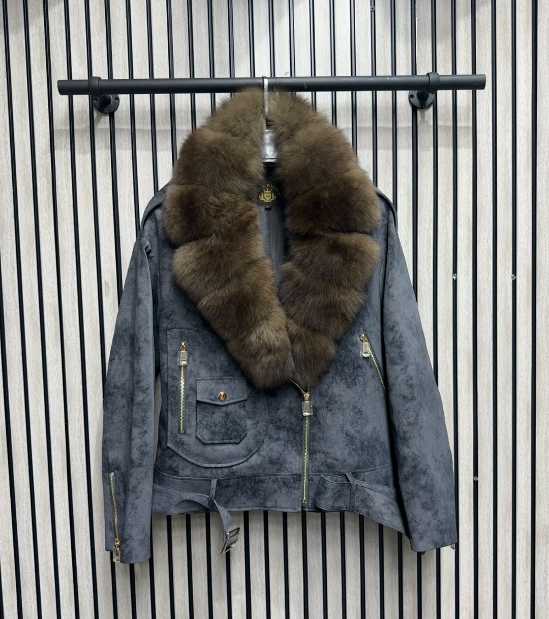 женская джинсовая куртка с мехом песца,куртка с натуральным мехом,куртка с мехом,джинсовка с мехом,куртка кожаная с мехом