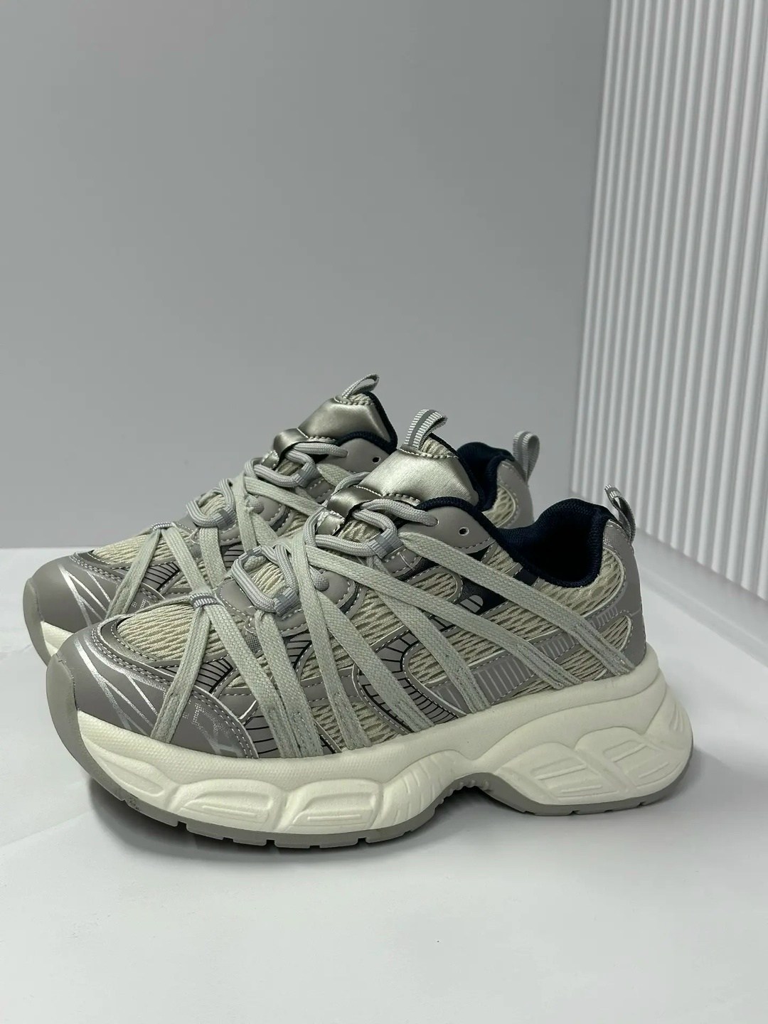 женские кроссовки,кроссовки,кроссовки повседневные,массивные кроссовки,спортивные кроссовки