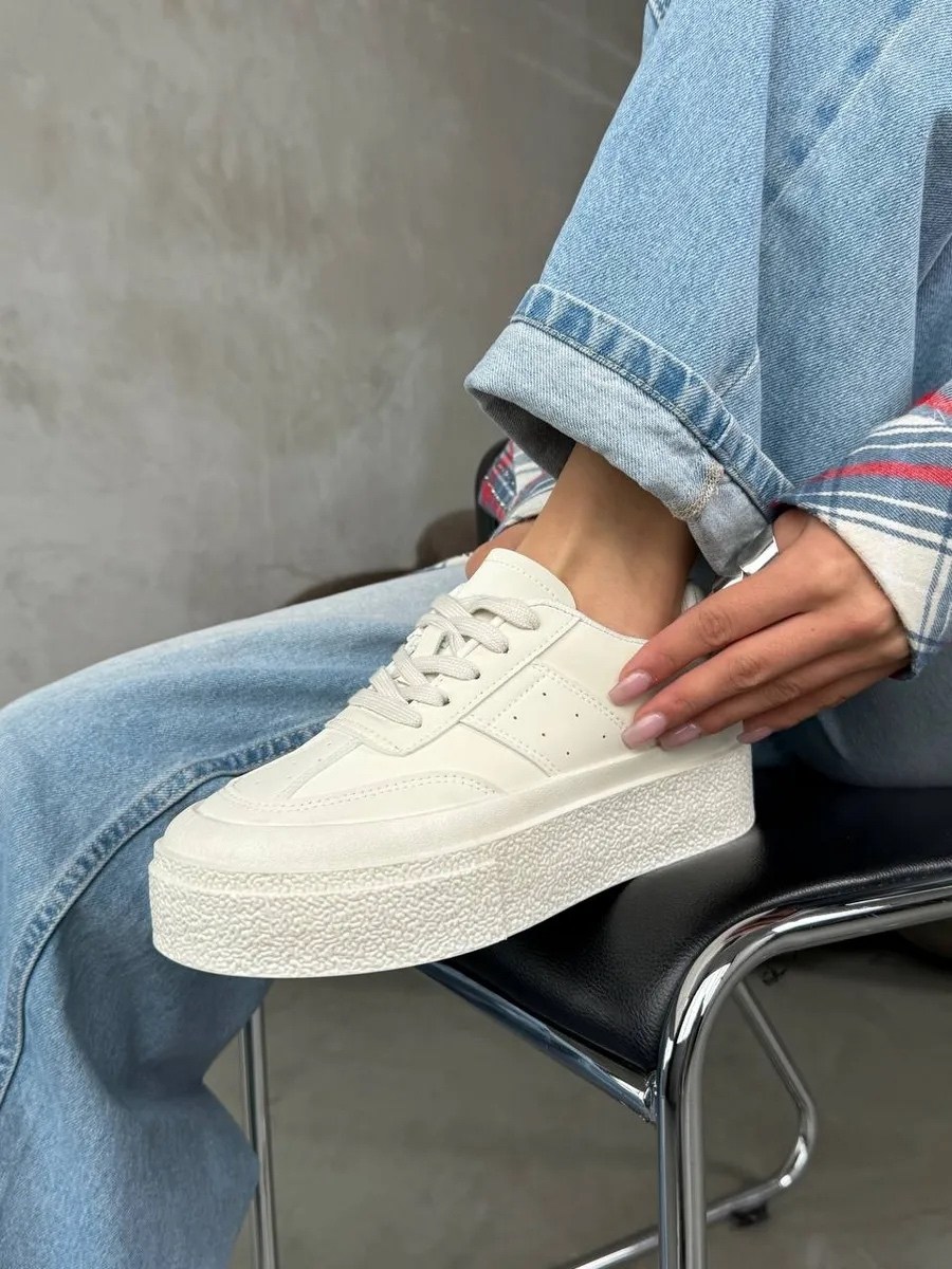 ,женские кроссовки,белые кроссовки с высокой подошвой,кроссовки женские белые,кроссовки белая