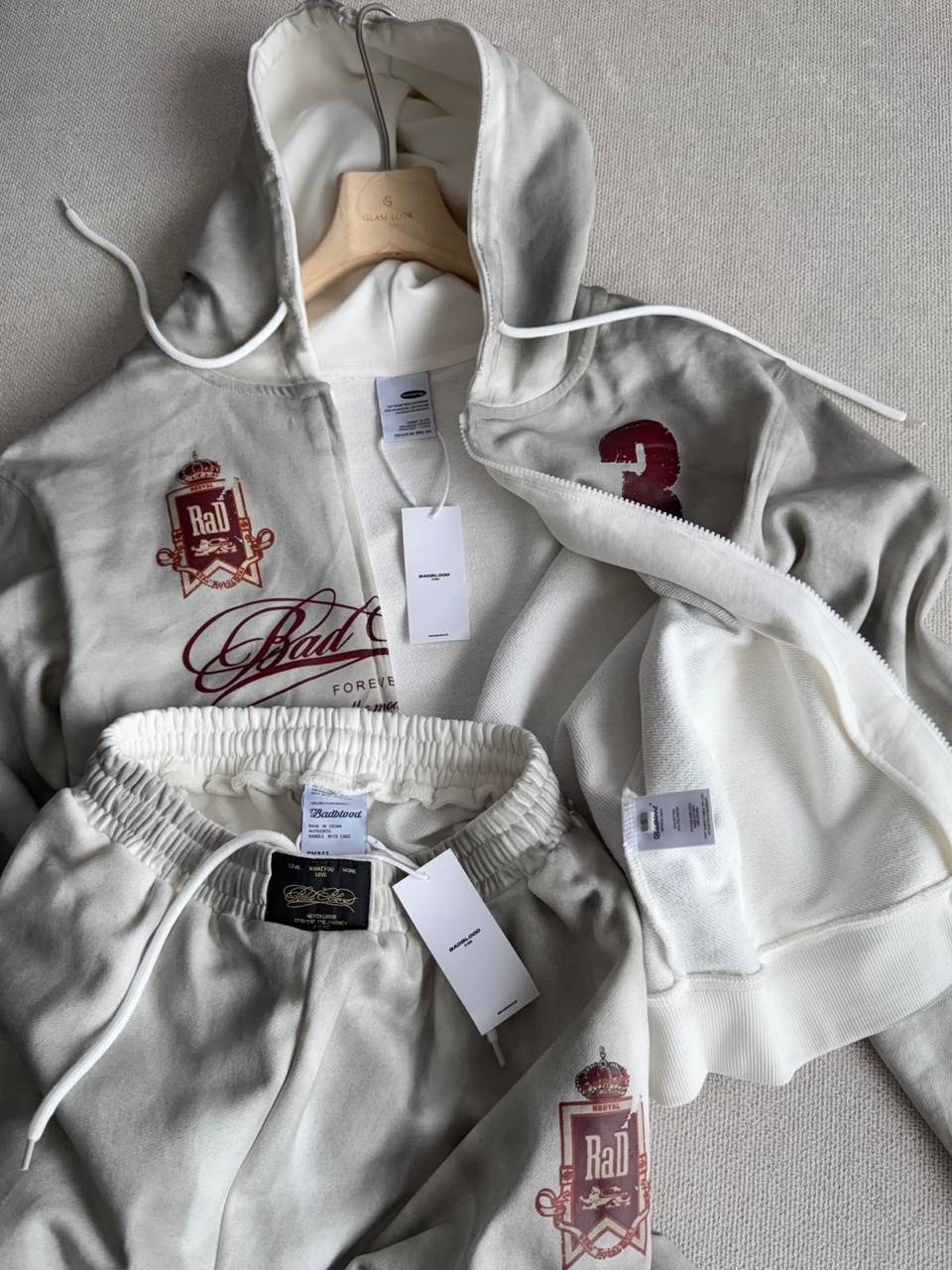 спортивный костюм,комплект спортивного костюма,женский костюм,костюм женский тройка