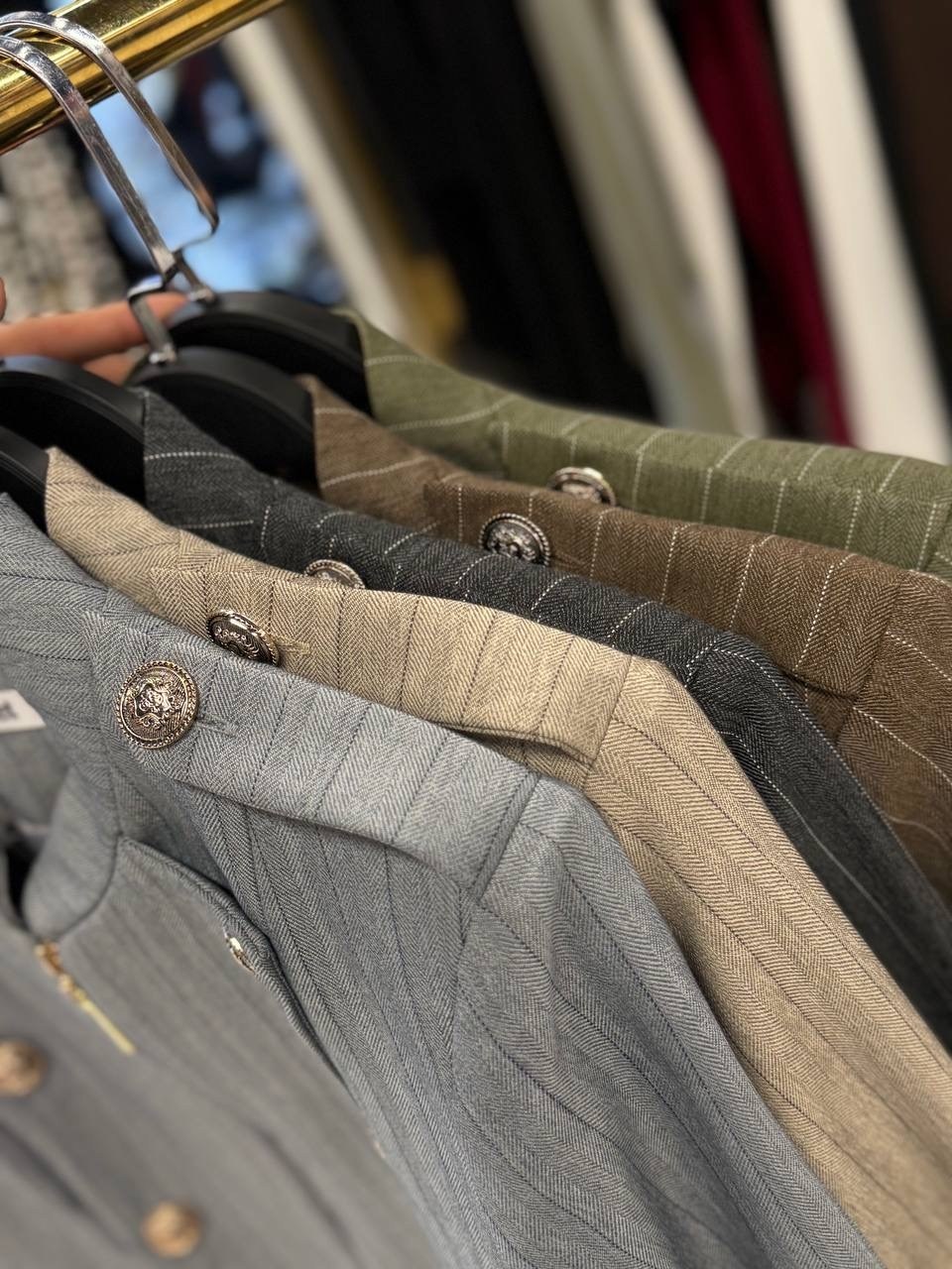 пиджак в стиле милитари,жакет в стиле милитари,стиль милитари,пиджак милитари,balmain пиджак милитари