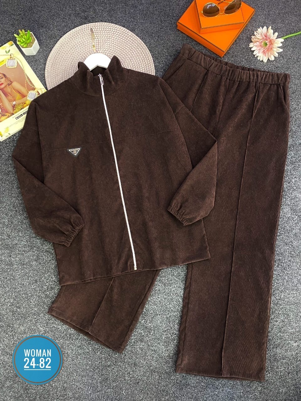 женский костюм,костюм двойка,костюм велюровый,костюм коричневый,костюм двойка вельвет