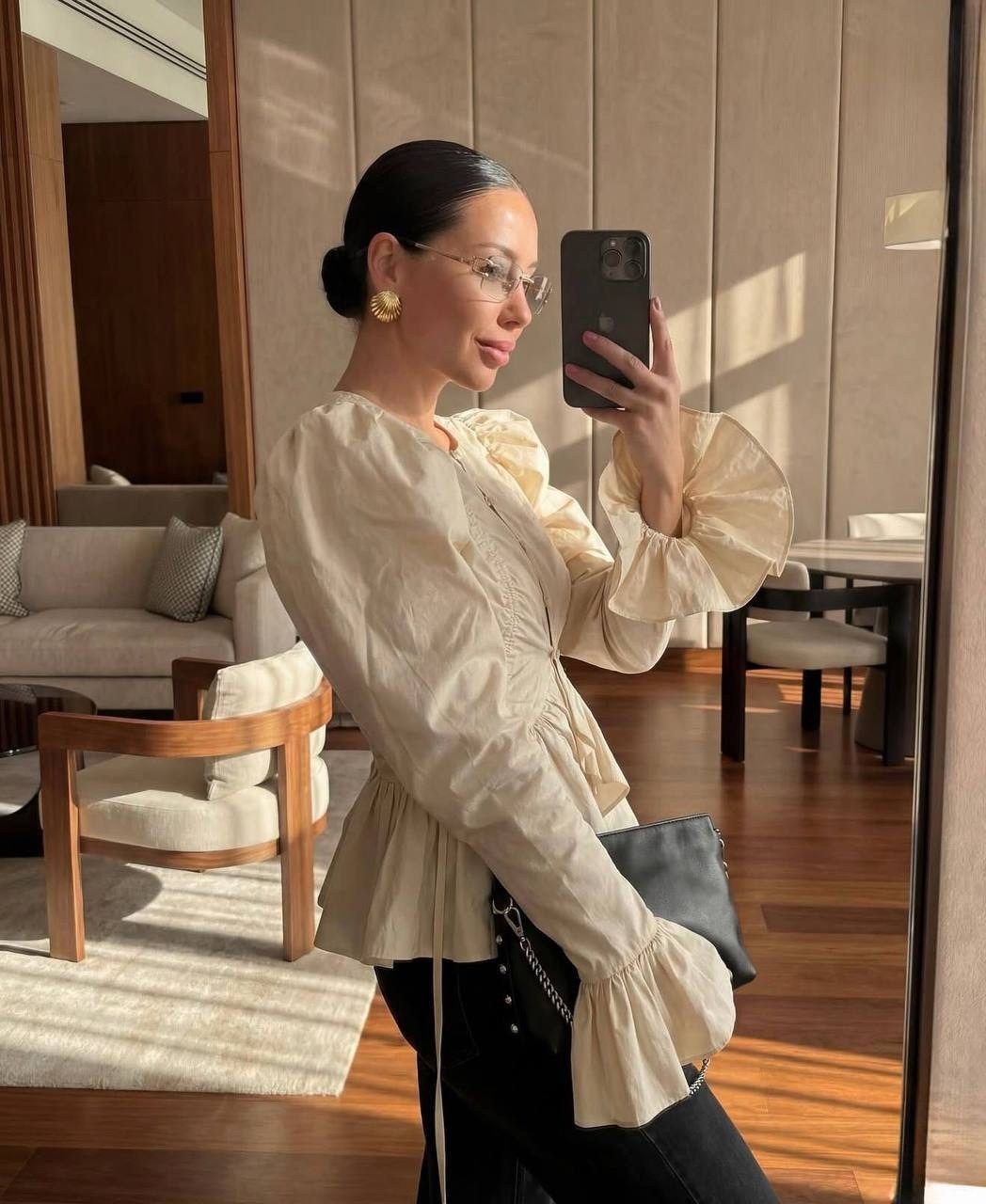 блузка с оборками,модная блузка,женская блузка,блузка с воланом,стильная женская блузка