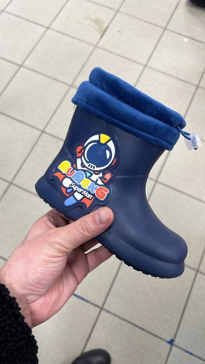 детские резиновые сапоги,сапоги резиновые,сапоги детские,резиновые сапоги хелло китти,резиновые сапоги для девочек