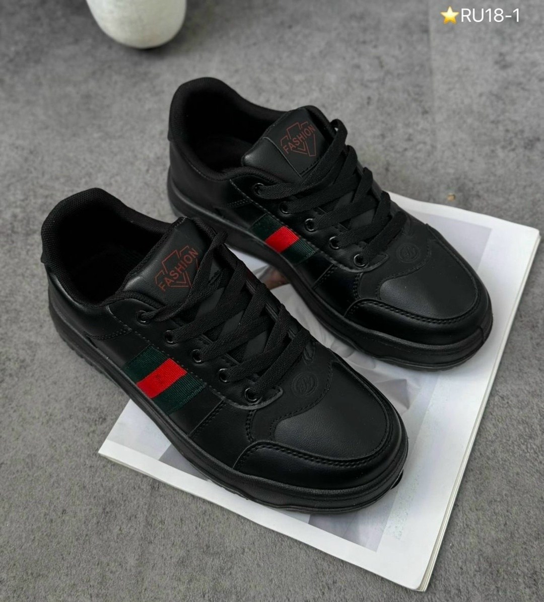 ,женские кроссовки,спортивная ,женская ,повседневные кроссовки