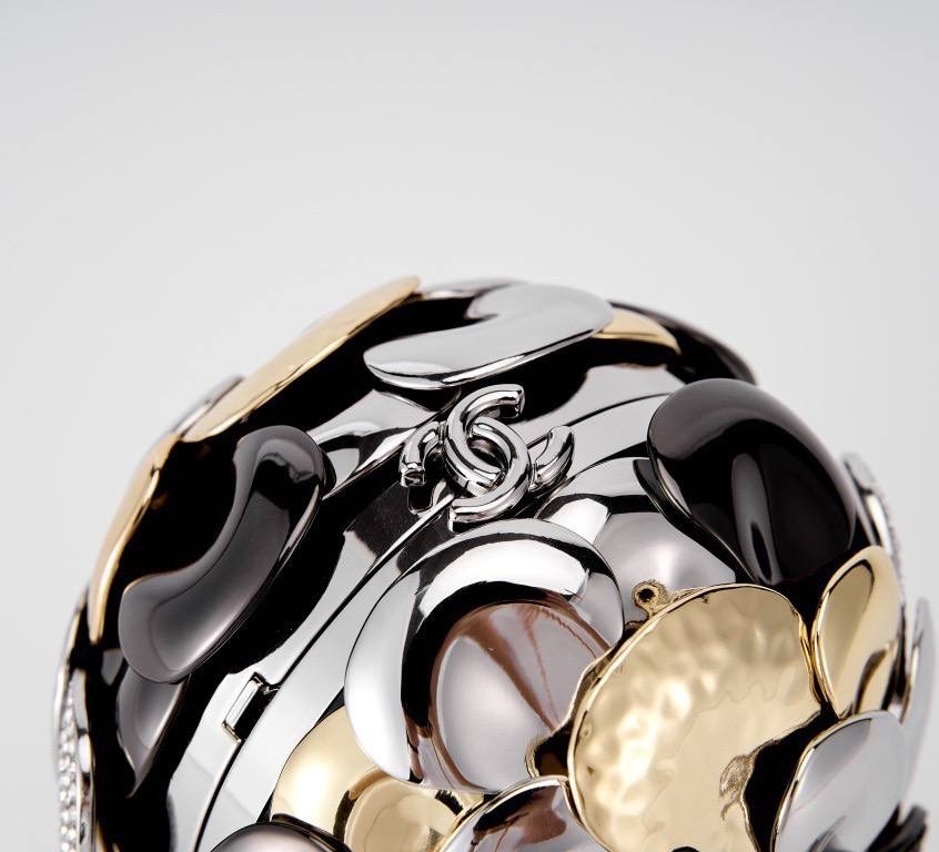 сумка женская chanel,chanel сумка,подвеска шар,ювелирное украшение,chanel клатч