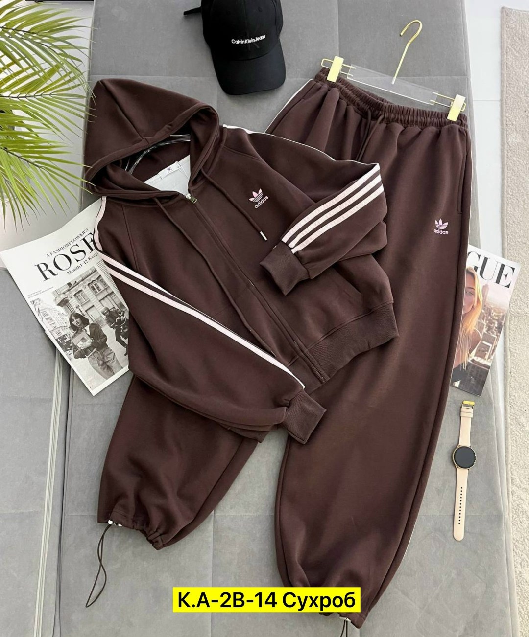 спортивные костюмы,спортивные костюмы женские,спортивный костюм adidas originals,женская кофта,одежда спортивная