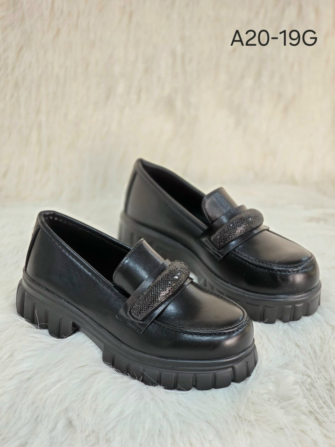 ,лоферы женские,лоферы детские школьные туфли,лоферы для девочек,модные лоферы