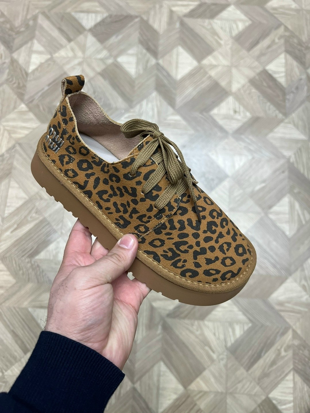 ,детская ,женская ,белые кроссовки детские, для малышей