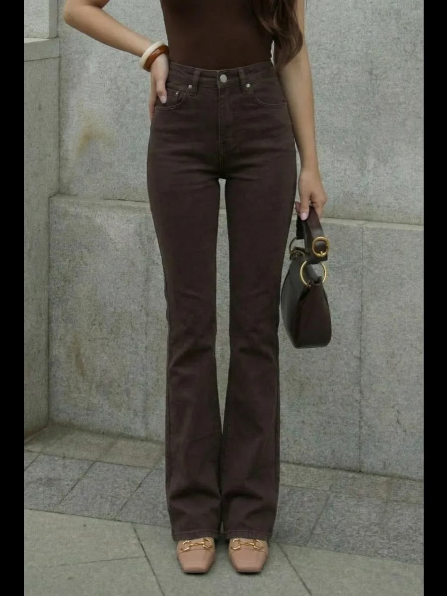 женские джинсы клеш,модные брюки,брюки джинсы,расклешенные джинсы с высокой талией,женские джинсы коричневые джинсовые расклешенные брюки