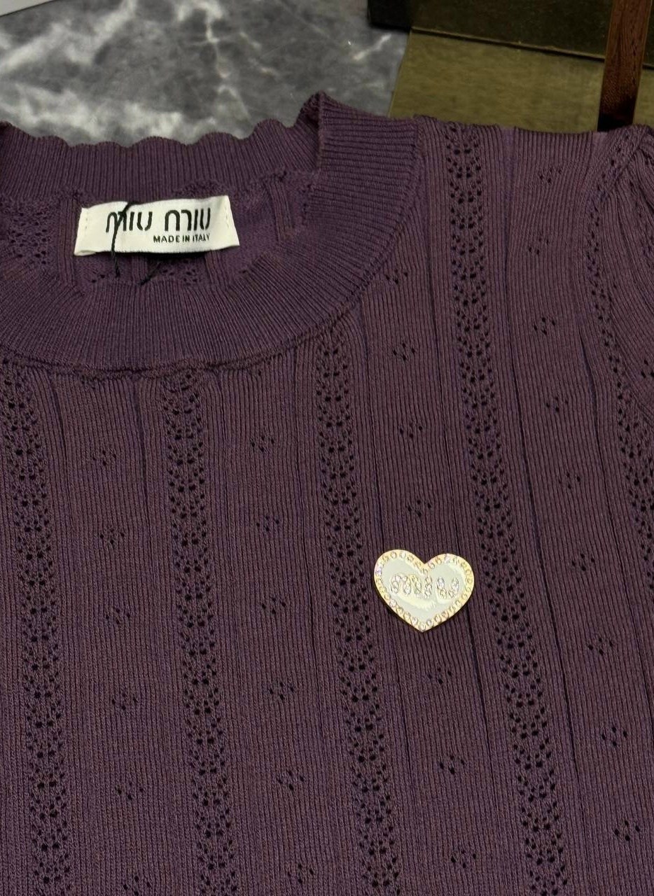 джемпер,трикотажный пуловер,трикотажный джемпер,свитер джемпер,вязаные свитера