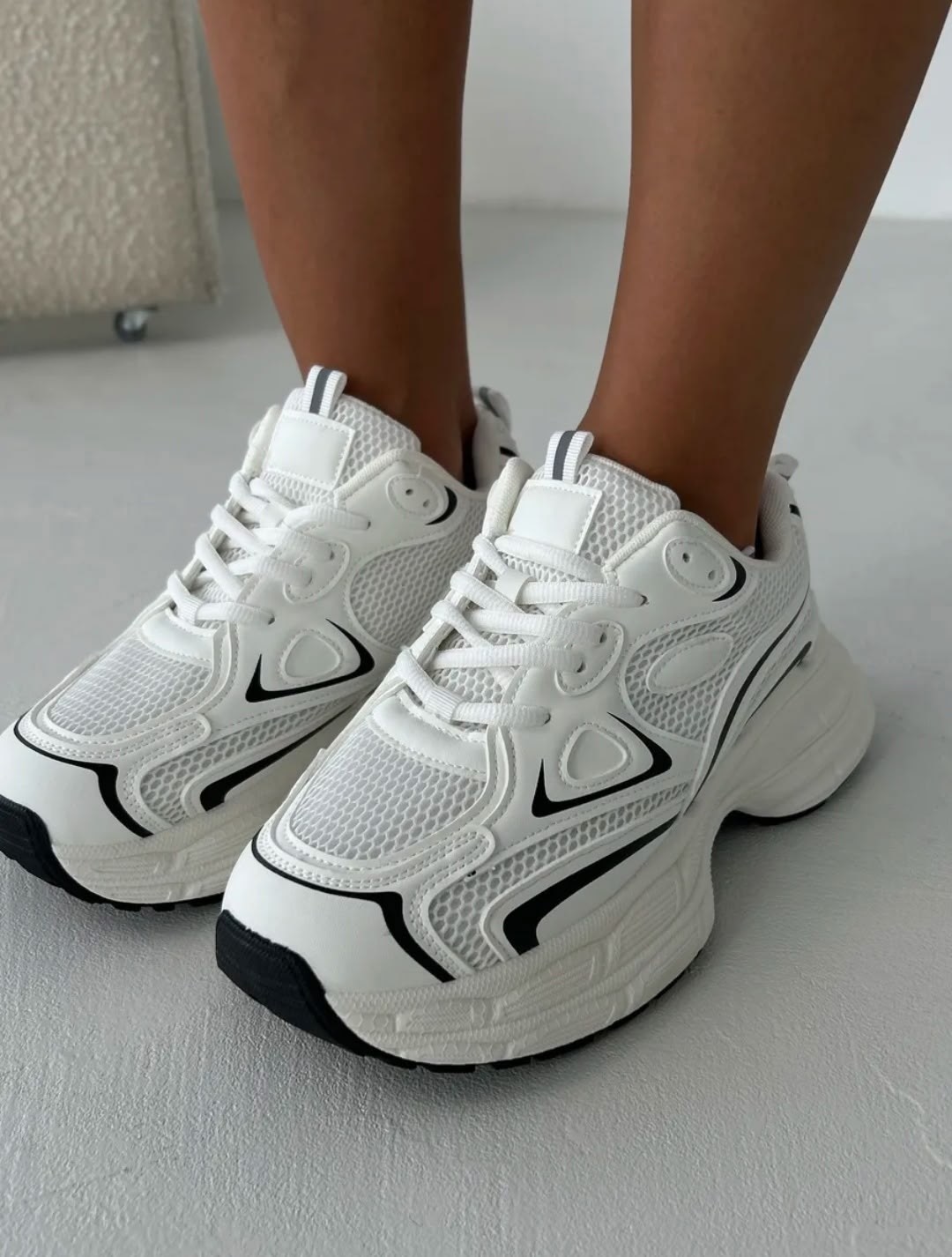 женские кроссовки,спортивная ,массивные кроссовки,кроссовки модные,стильные кроссовки