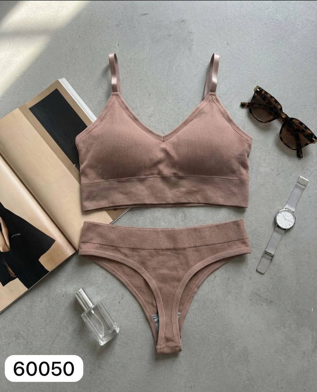 комплект женского нижнего белья,нижнего белья комплект,комплекты белье,белье бесшовное комплект,нижнее белье топ