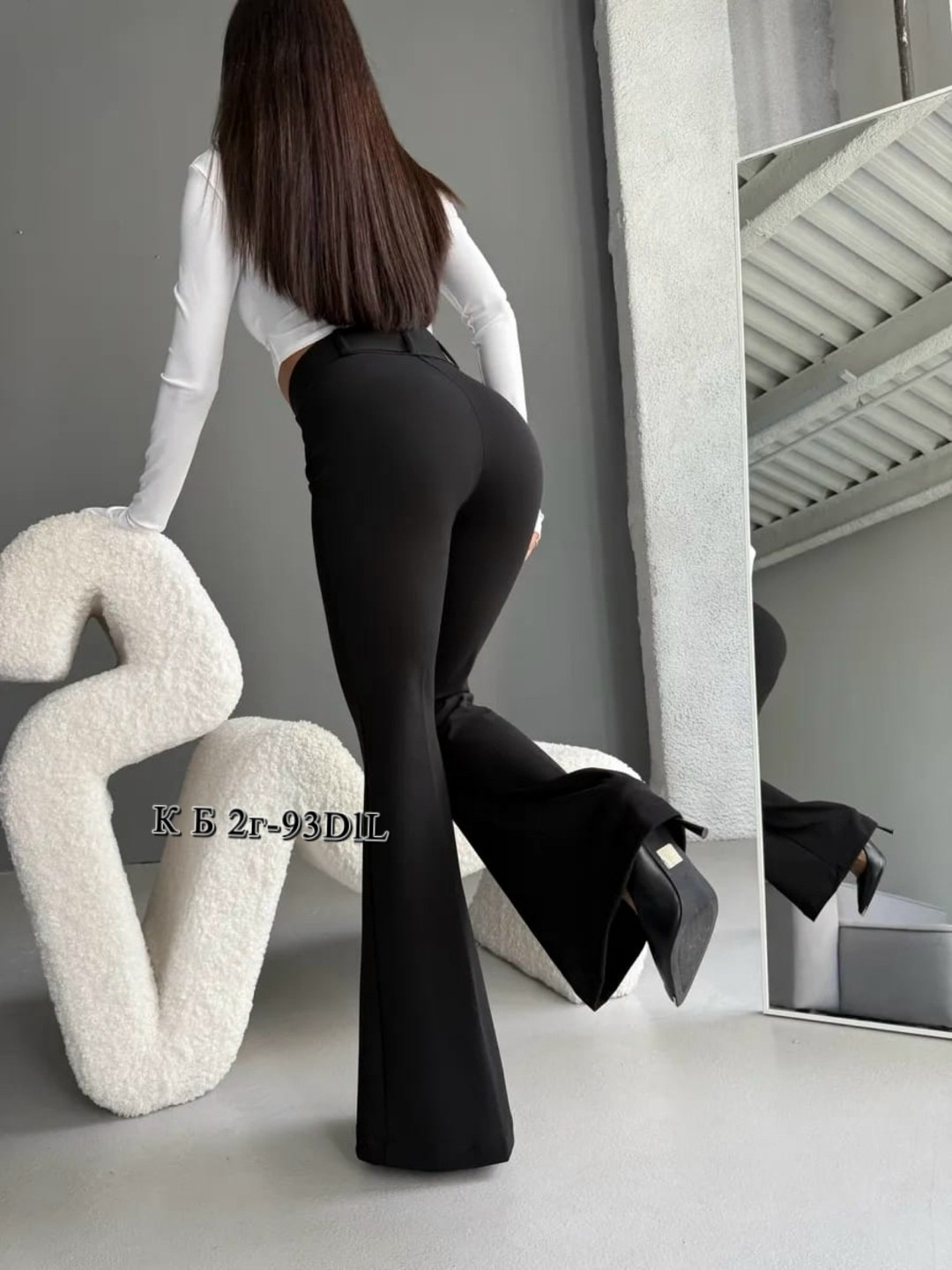 брюки женские клеш,брюки клеш классические,черные брюки клеш,брюки клеш от колена классические с высокой посадкой офисные liza,брюки клеш от колена
