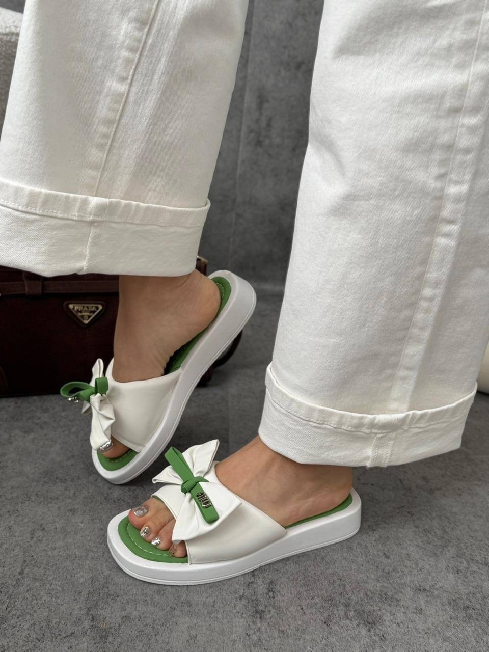 шлепанцы женские,шлепанцы с бантами,летние тапочки,шлепки с бантом,модные тапочки