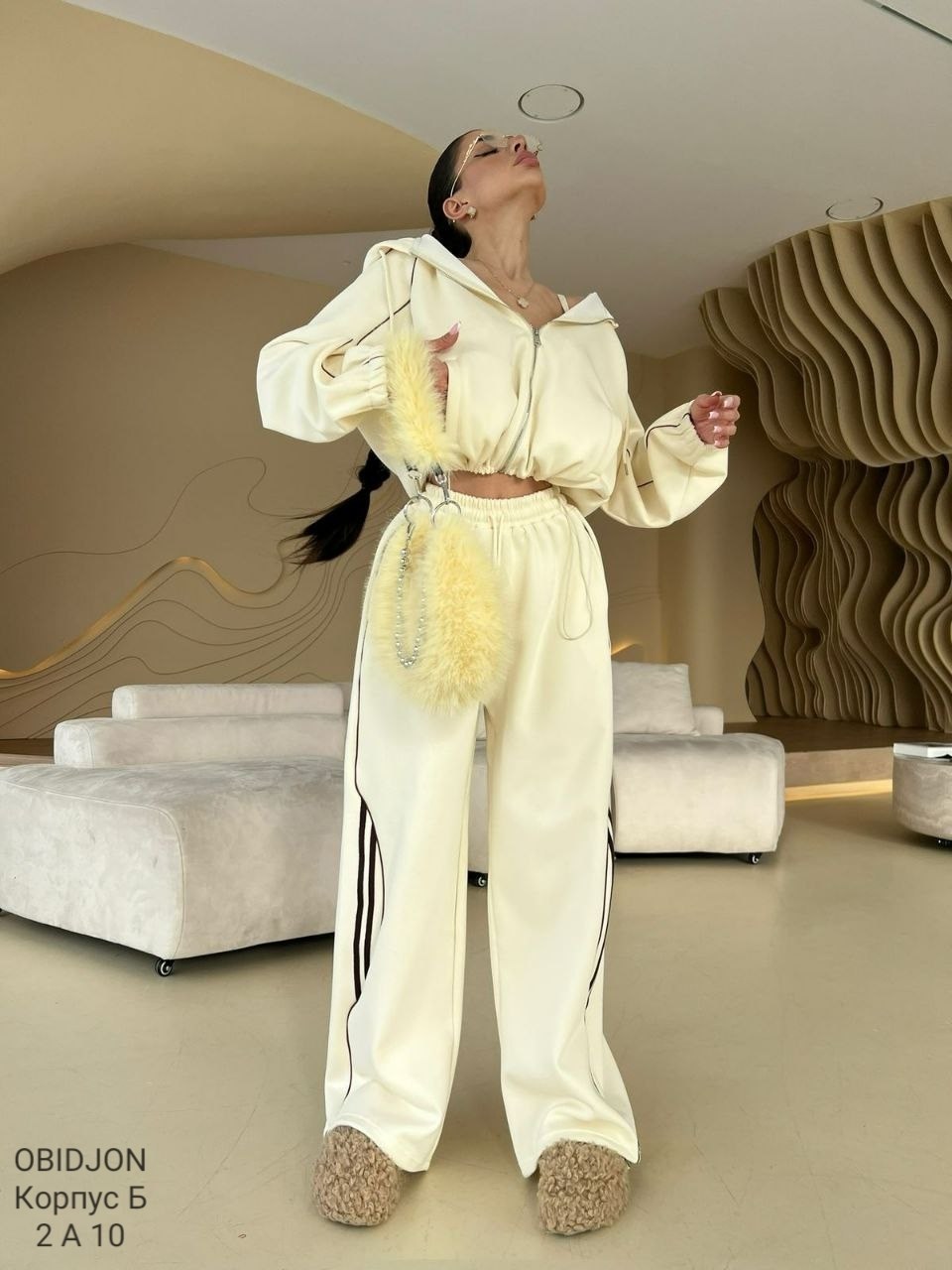 спортивный костюм,женский спортивный костюм,костюм женские спортивные костюмы,женский костюм,белый костюм