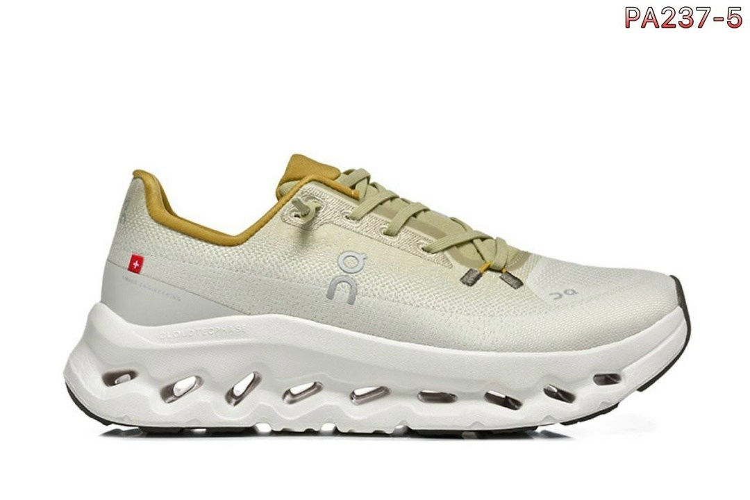 кроссовки wmns cloudtilt 'clove sand' кремовые,кроссовки cloudtilt "cinder/sand" on running,водонепроницаемые трейловые кроссовки cloudsurfer trail 2 для мужчин on cinder/desert,кроссовки,повседневные