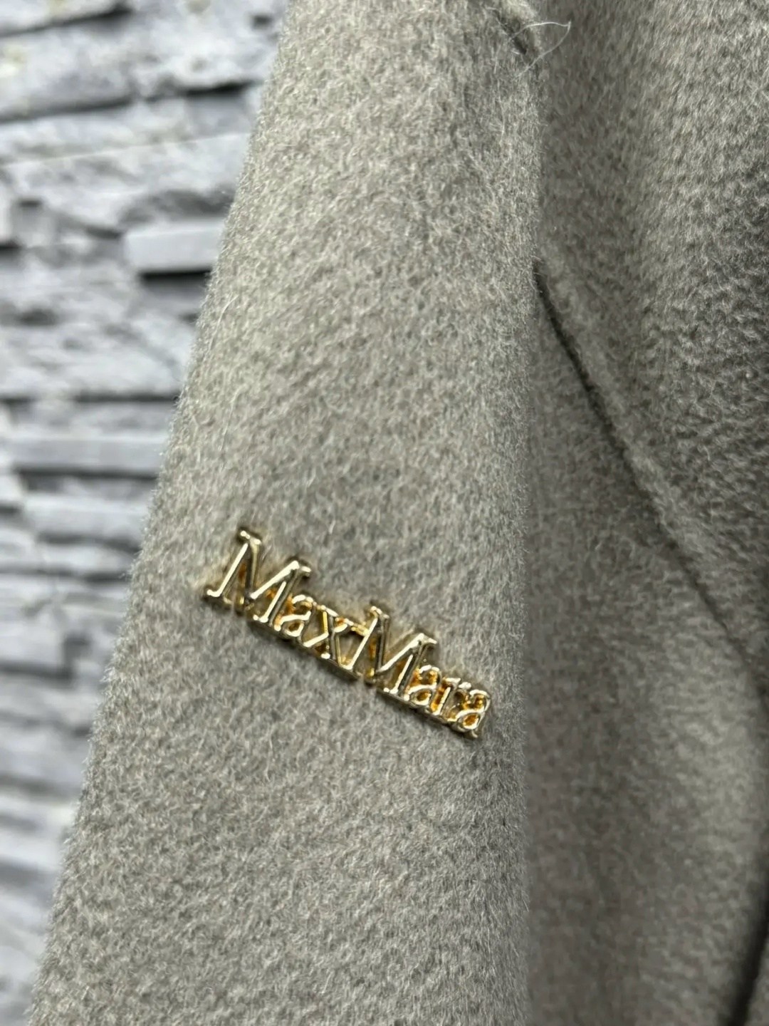 утепленное кашемировое пальто с мехом куницы,кашемировое пальто с мехом куницы yana kraft brand,кашемировое пальто серо-бежевого цвета с мехом куницы,пальто шерстяное с мехом соболя stone,кашемир паль