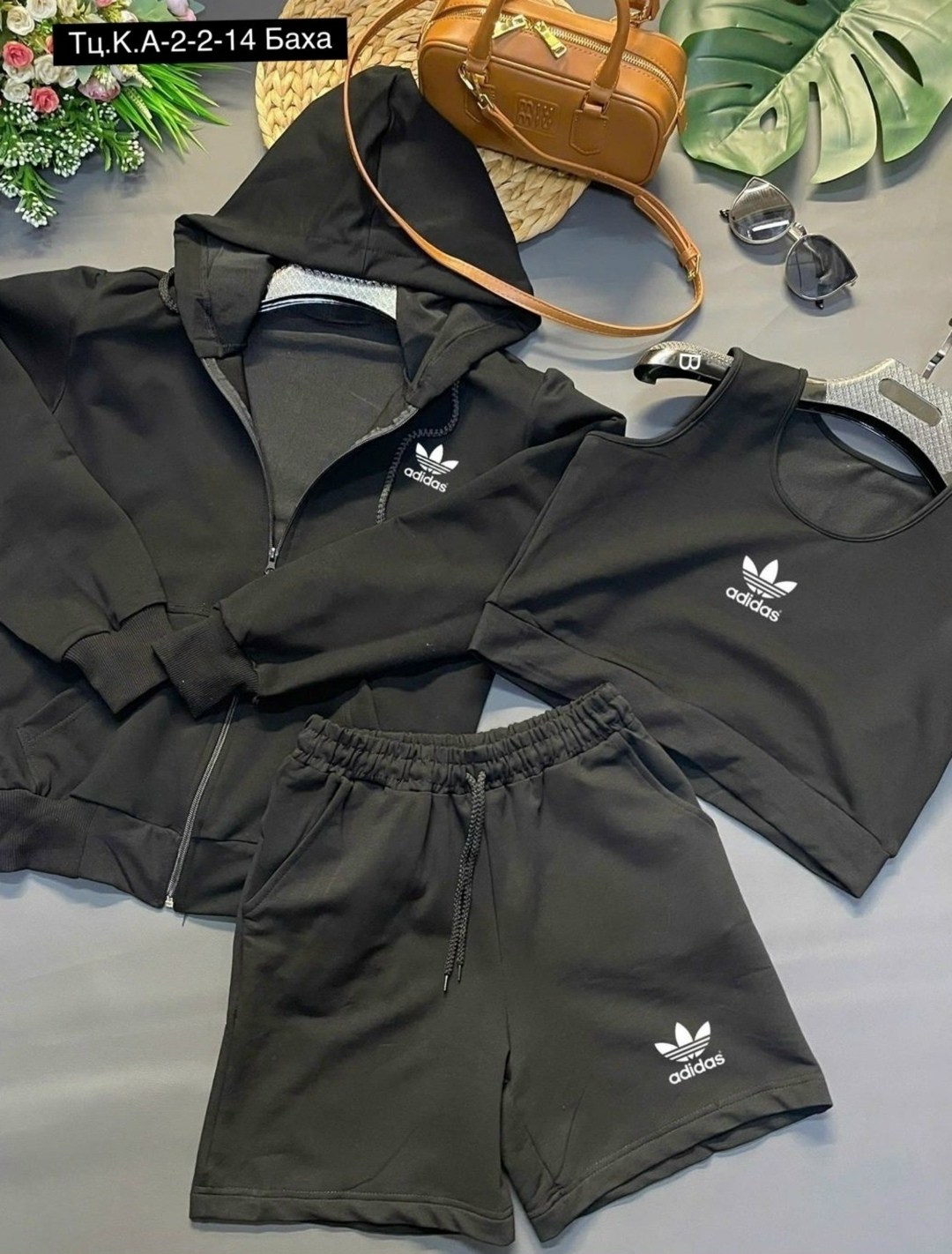 женская кофта,костюмы женские,толстовка женская,толстовка adidas женская,спортивные костюмы женские на флисе