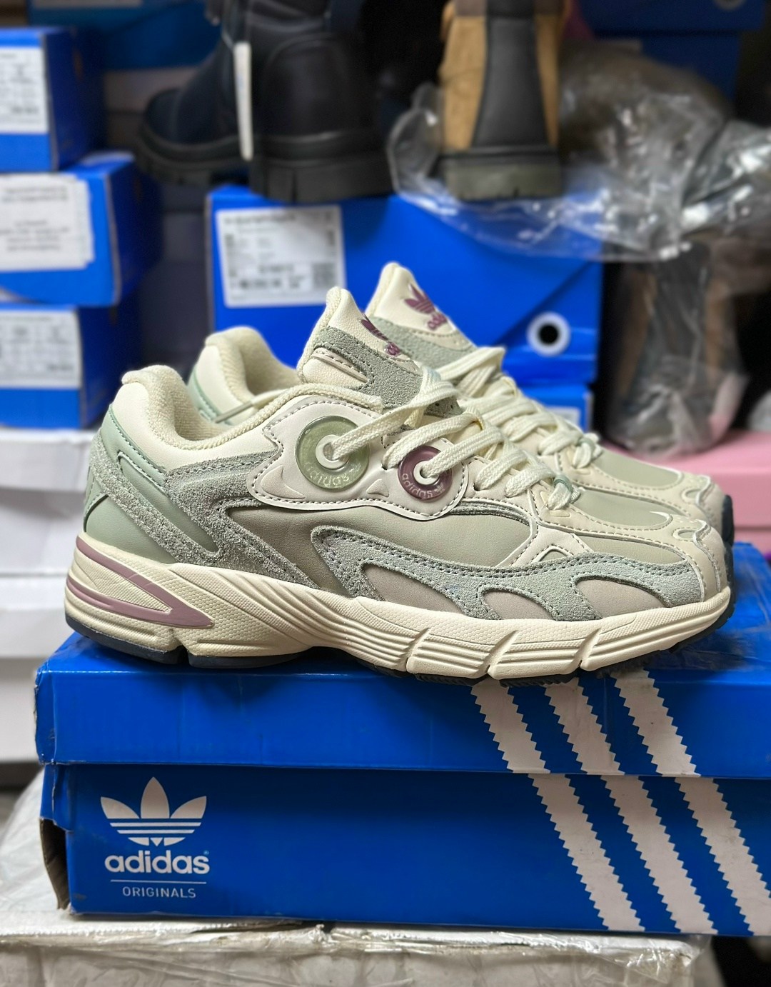 кроссовки adidas,женские кроссовки adidas astir,кроссовки женский adidas,кроссовки,кроссовки мужские женские adidas