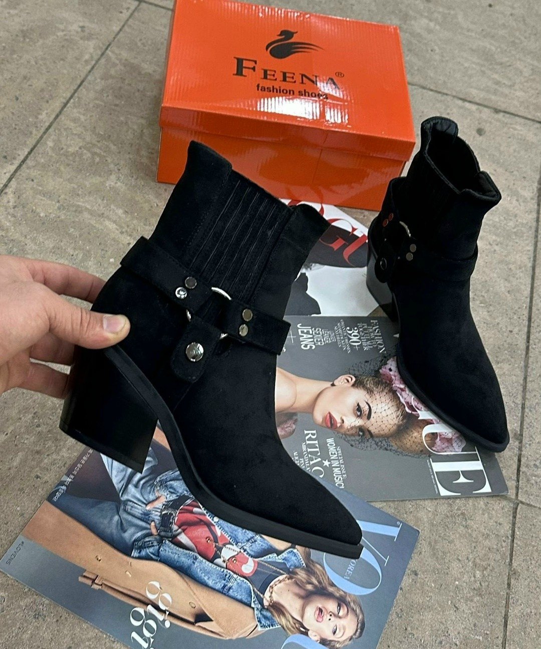 казаки замшевые эконика,,казаки бежевые замшевые эконика,ботильоны казаки,сапоги марк якобс казаки женские бежевые замшевые