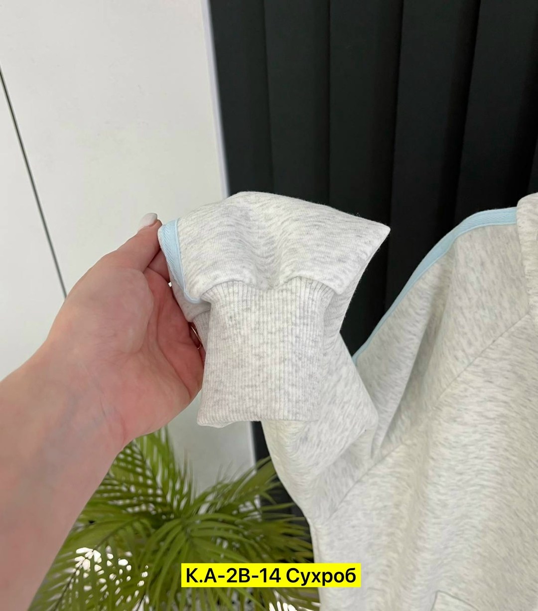 спортивные костюмы,спортивные костюмы женские,спортивный костюм adidas originals,женская кофта,одежда спортивная