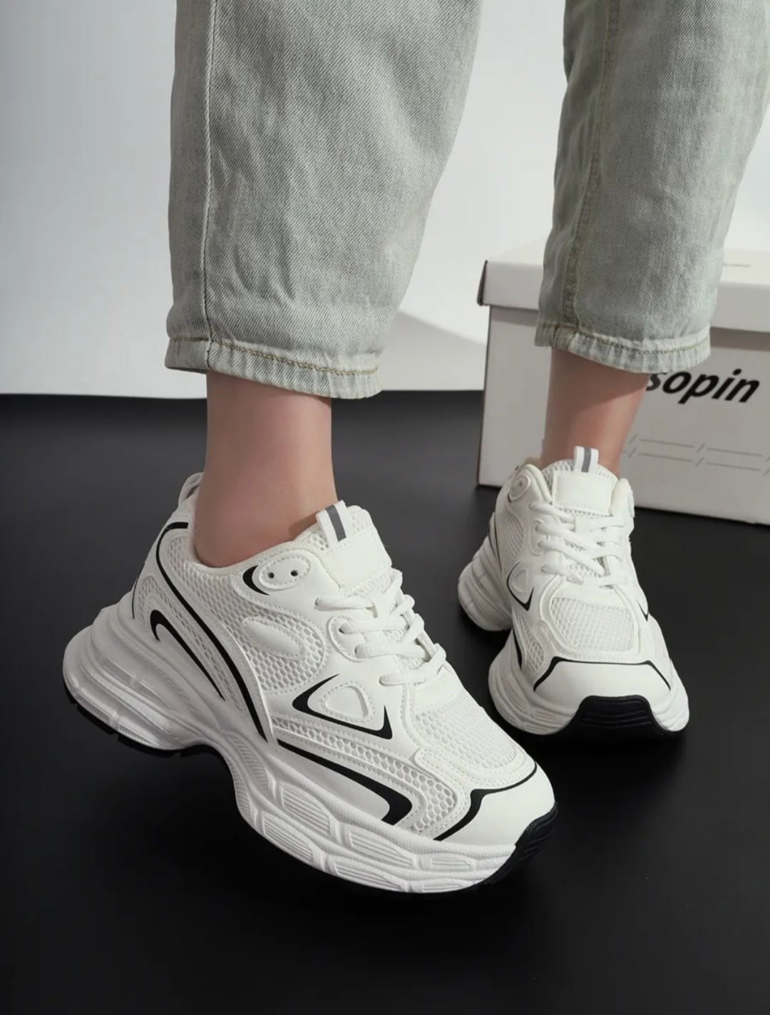 женские кроссовки,спортивная ,массивные кроссовки,кроссовки модные,стильные кроссовки