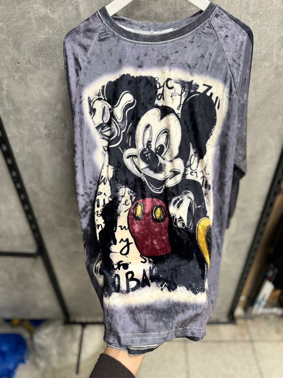 свитшот толстовка оверсайз микки маус со стразами,модные свитшоты,свитшот,свитшот женская,свитшот толстовка