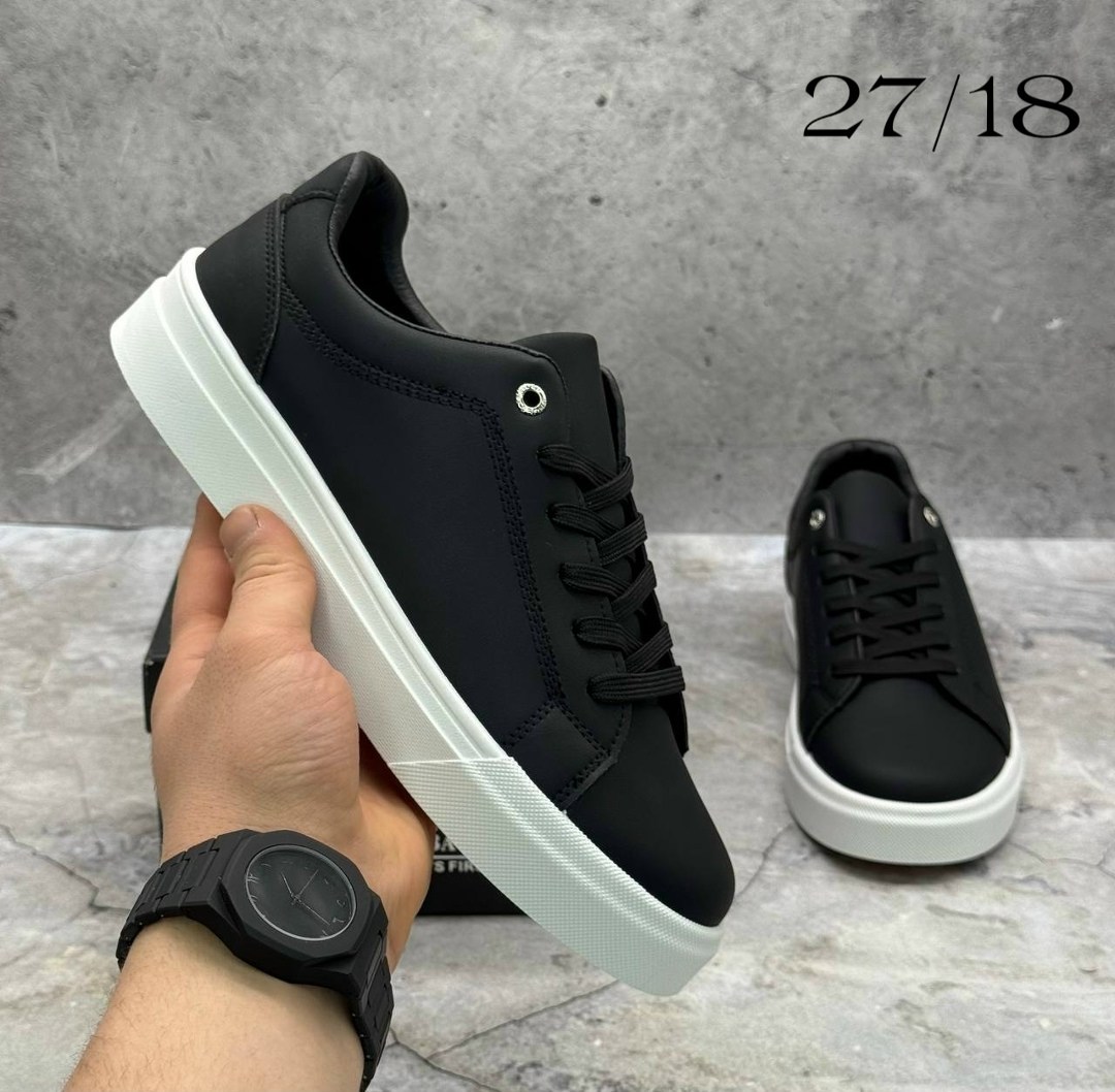 кеды рибок черные кожаные мужские с белой подошвой,,кеды адидас мужские черные кожаные с белой подошвой,кеды черные с белой подошвой,кеды классические черные на белой подошве helmet kross 3658278