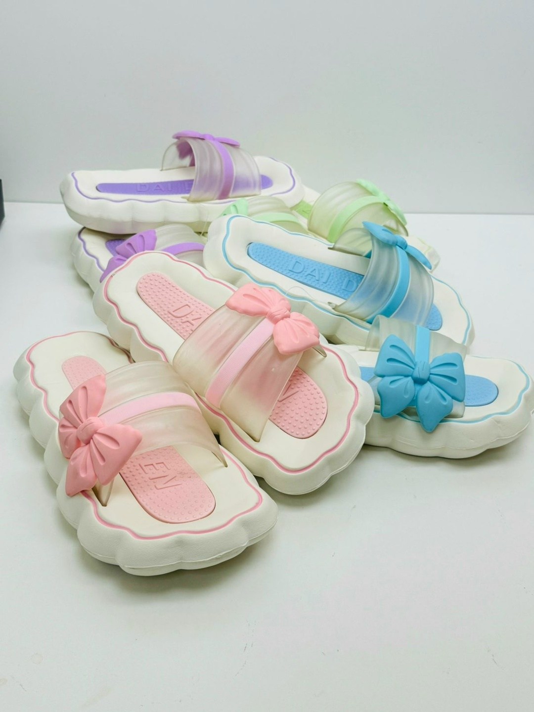 шлепанцы женские,шлепанцы с бантами,,шлёпанцы женские летние,тапочки модные