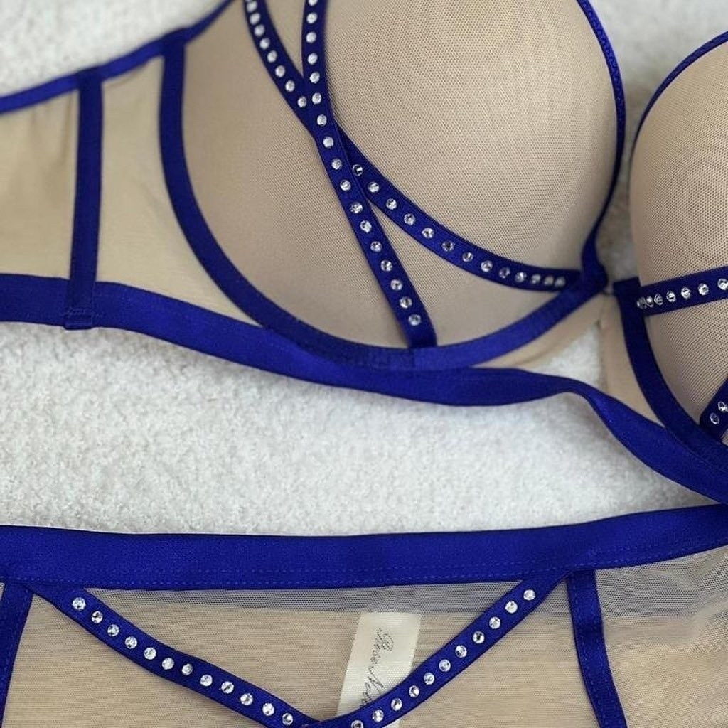 комплект женского нижнего белья,нижнего белья комплект,женское белье нижнее,комплект белья женский,бюстгальтер комплект