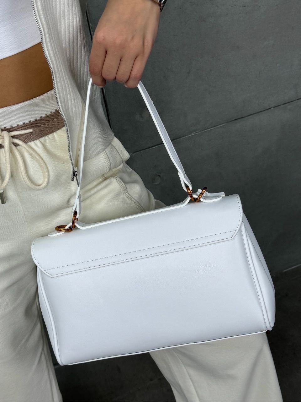 сумка багет модная,белая сумка,сумка багет женская,сумка классическая,сумка