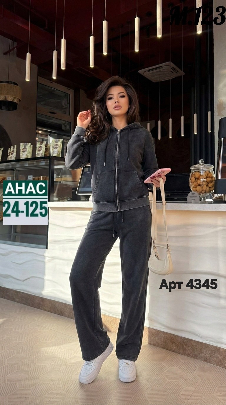 костюм спортивный,спортивный костюм женский,спортивный костюм варенка,велюровый костюм,женский костюм