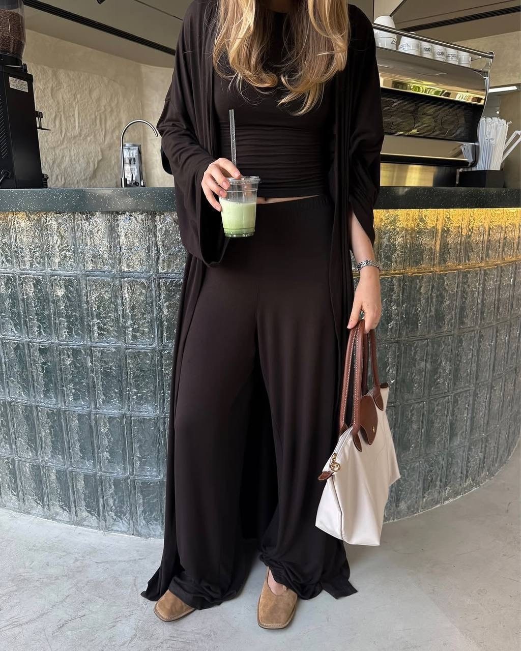 девушка,верблюд,пустыне,дубае,катание на верблюдах