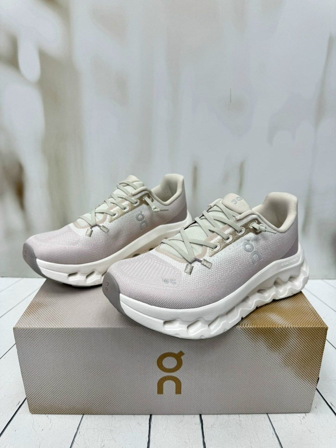 кроссовки,кроссовки on,кроссовки отличный,спортивные кроссовки,кроссовка