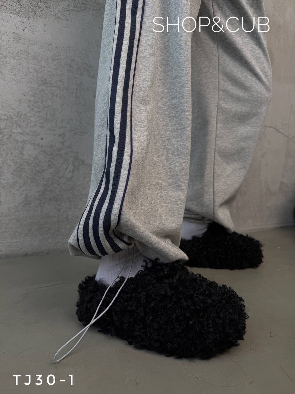 красный костюм адидас ориджинал,женский спортивный костюм adidas,спортивный костюм женский теплый,костюм спортивный,костюм женский теплый