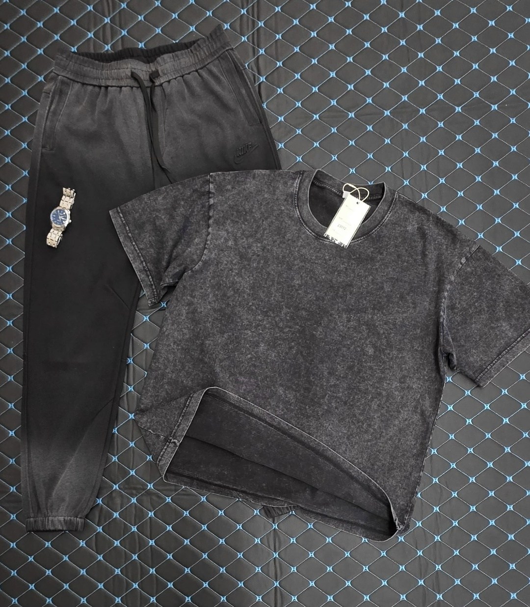 спортивный костюм nike на флисе,мужской спортивный костюм nike,мужской спортивный костюм nike кофта и штаны,спортивный костюм nike,мужской костюм nike