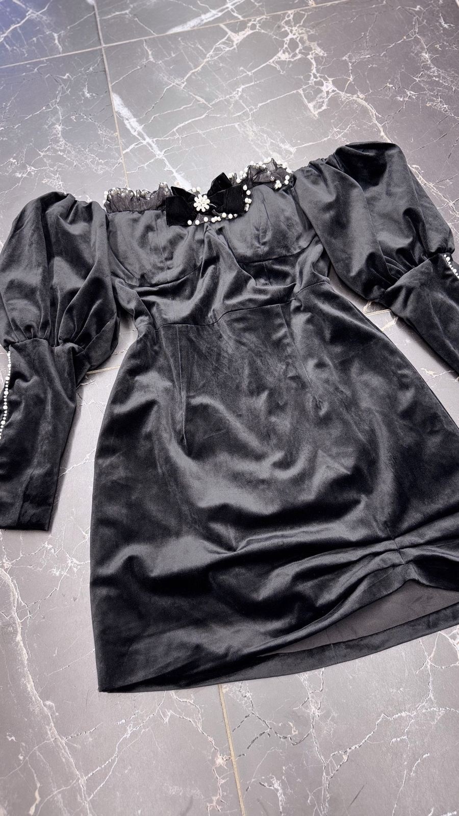 черное платье,платье,облегающее платье,платье велюровое,платья мини