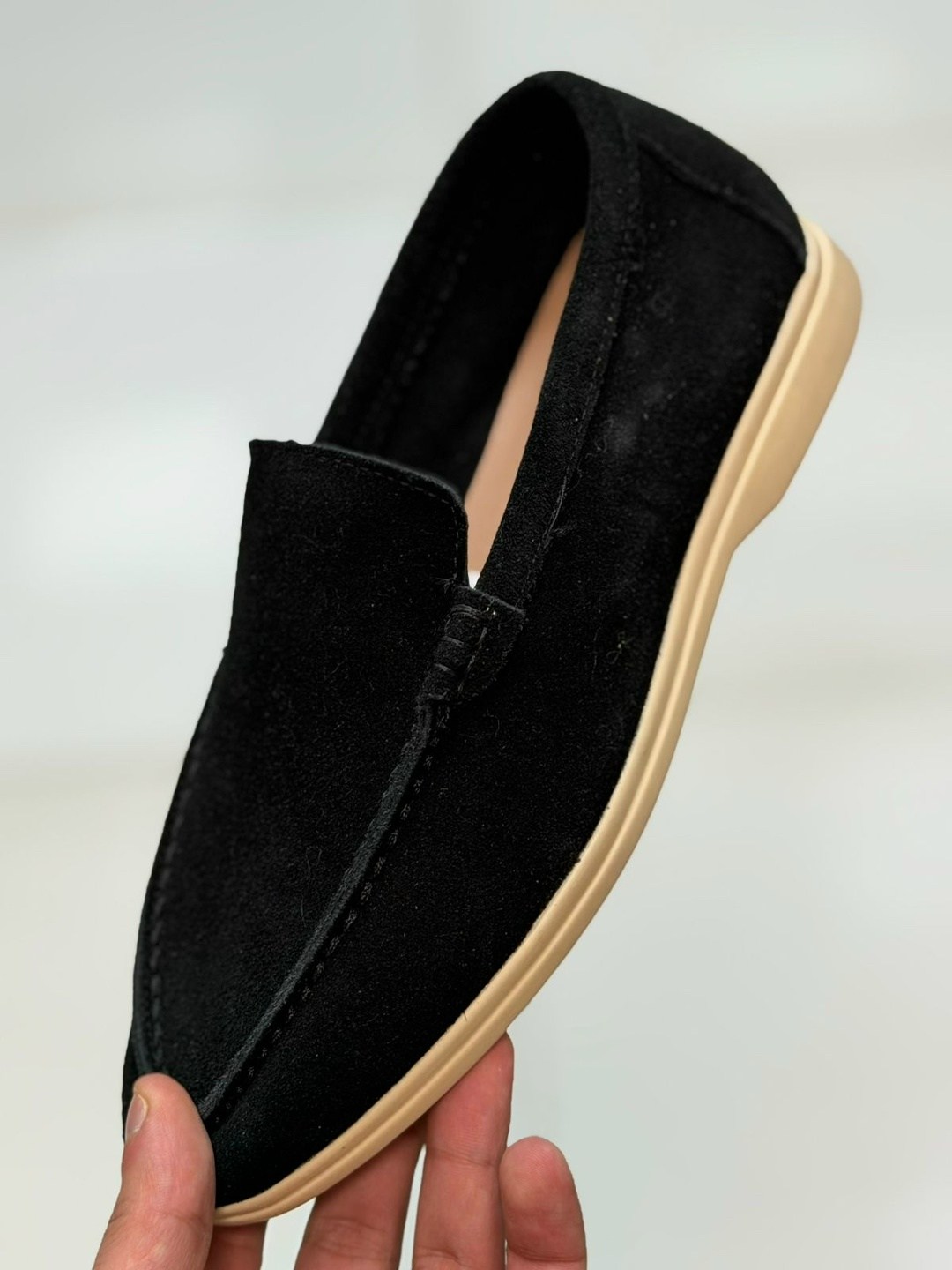 ,лоферы loro piana мужские,лоферы бежевые,мокасин мужские,замшевые мокасины лоро пиано