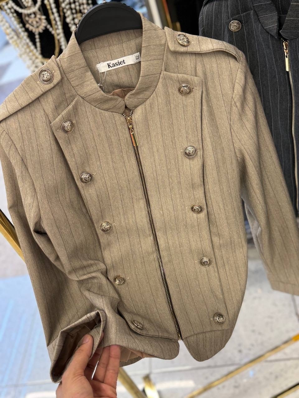 пиджак в стиле милитари,жакет в стиле милитари,стиль милитари,пиджак милитари,balmain пиджак милитари