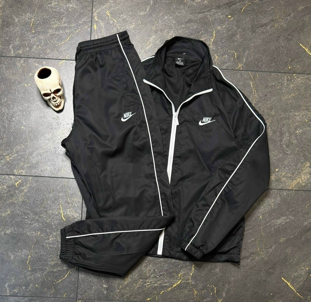 мужской спортивный костюм adidas,спортивный костюм из плащевки мужской,спортивный костюм nike,спортивный костюм adidas,спортивный костюм мужской