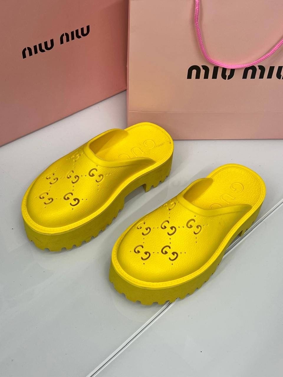 шлепанцы томми хилфигер,шлепанцы tommy hilfiger,шлепанцы томми хилфигер мужские,тапочки томми хилфигер,сланцы томми хилфигер мужские