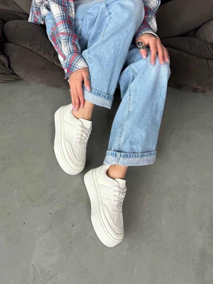 ,женские кроссовки,белые кроссовки с высокой подошвой,кроссовки женские белые,кроссовки белая