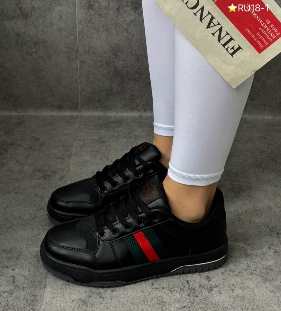 ,женские кроссовки,стильные кроссовки,серые кроссовки,спортивная