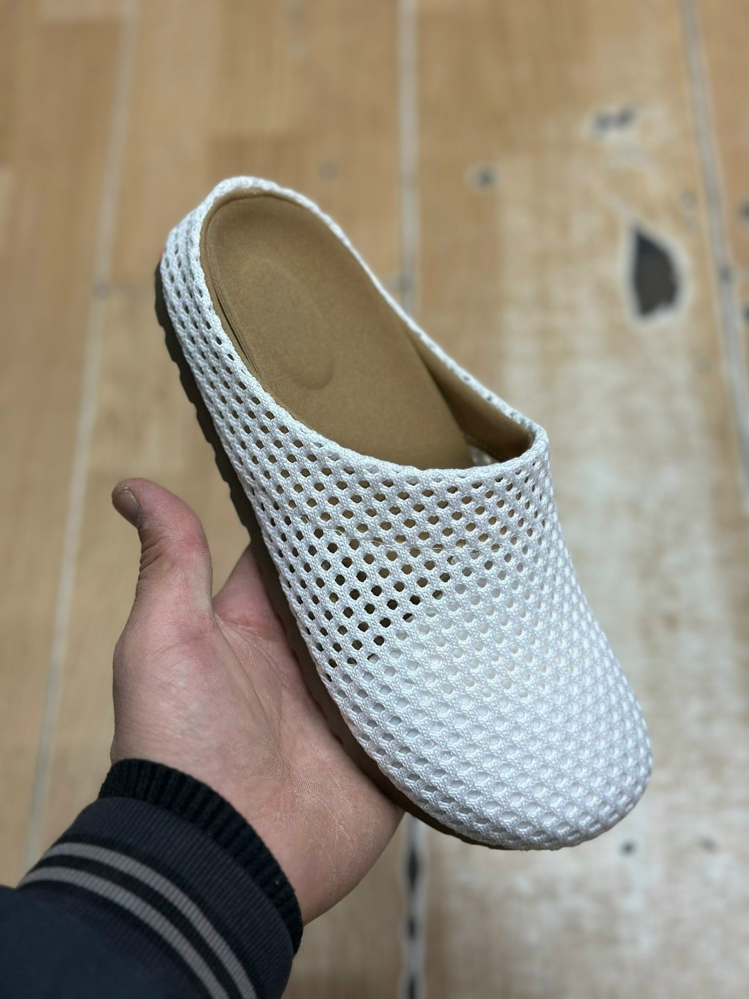 ,мужские тапочки,мужские шлепанцы,летние тапочки,тапочки модные