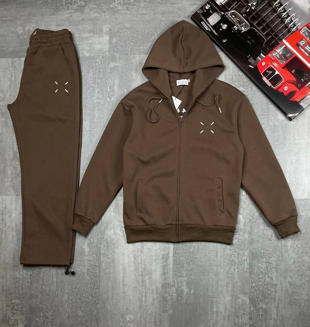 спортивный костюм armani,спортивный костюм мужской,спортивный костюм,спорт костюм,костюм мужской