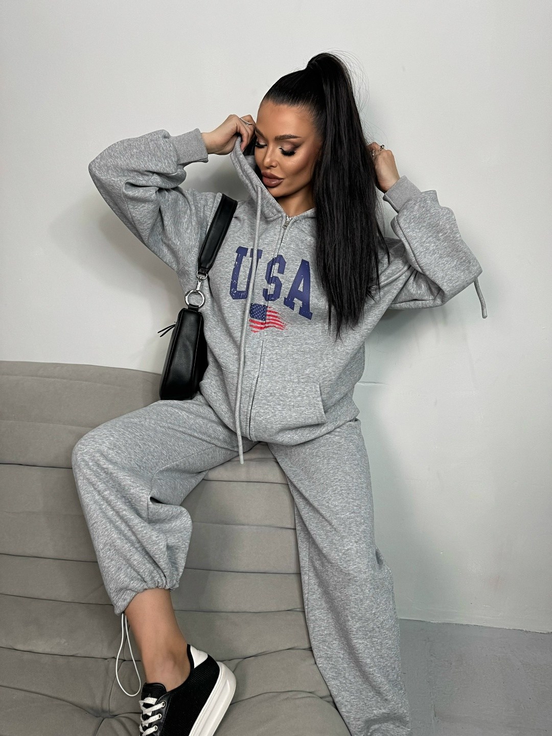 спортивные костюмы,спортивный костюм женский,костюм кашемир,женский костюм,костюм велюровый бархатный с капюшоном и брюками палаццо zakiya shop цвет серый