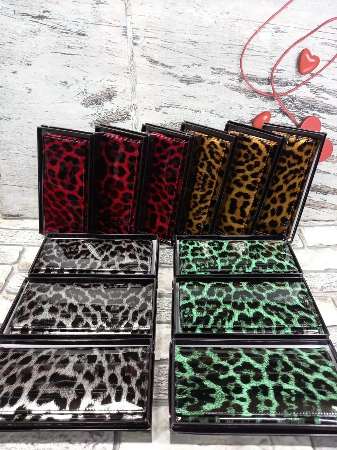 леопардовая обложка на паспорт,женские кошельки,кошельки и портмоне,женский кошелек портмоне,кошелек портмоне визитница