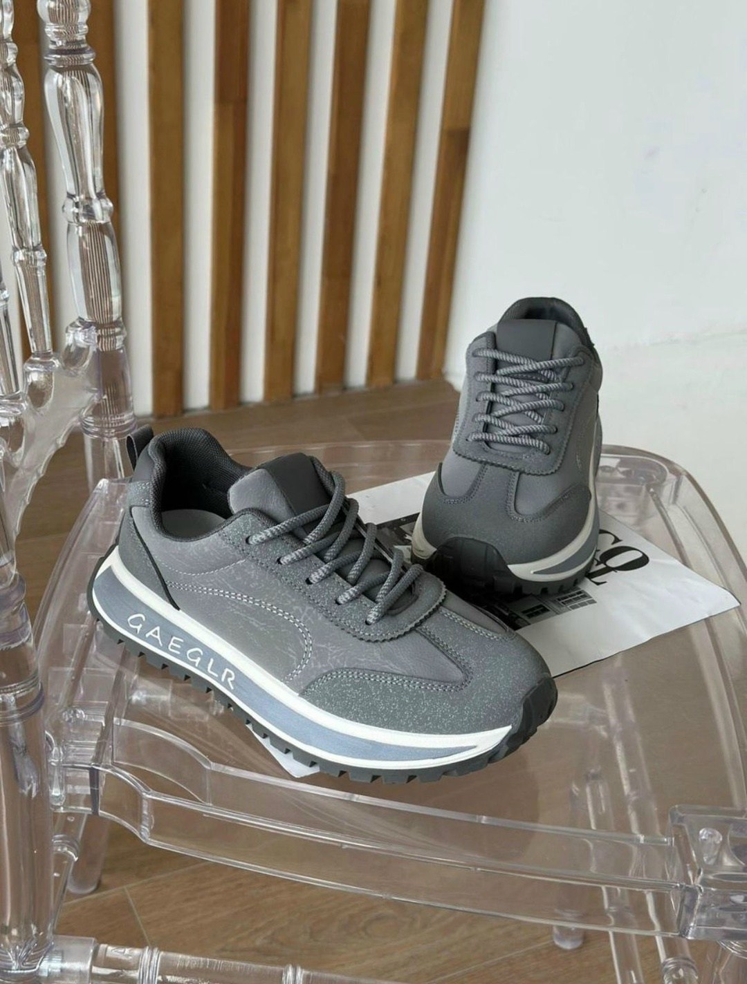 ,кроссовки женскиe,серые кроссовки,кроссовка,кроссовки замшевые